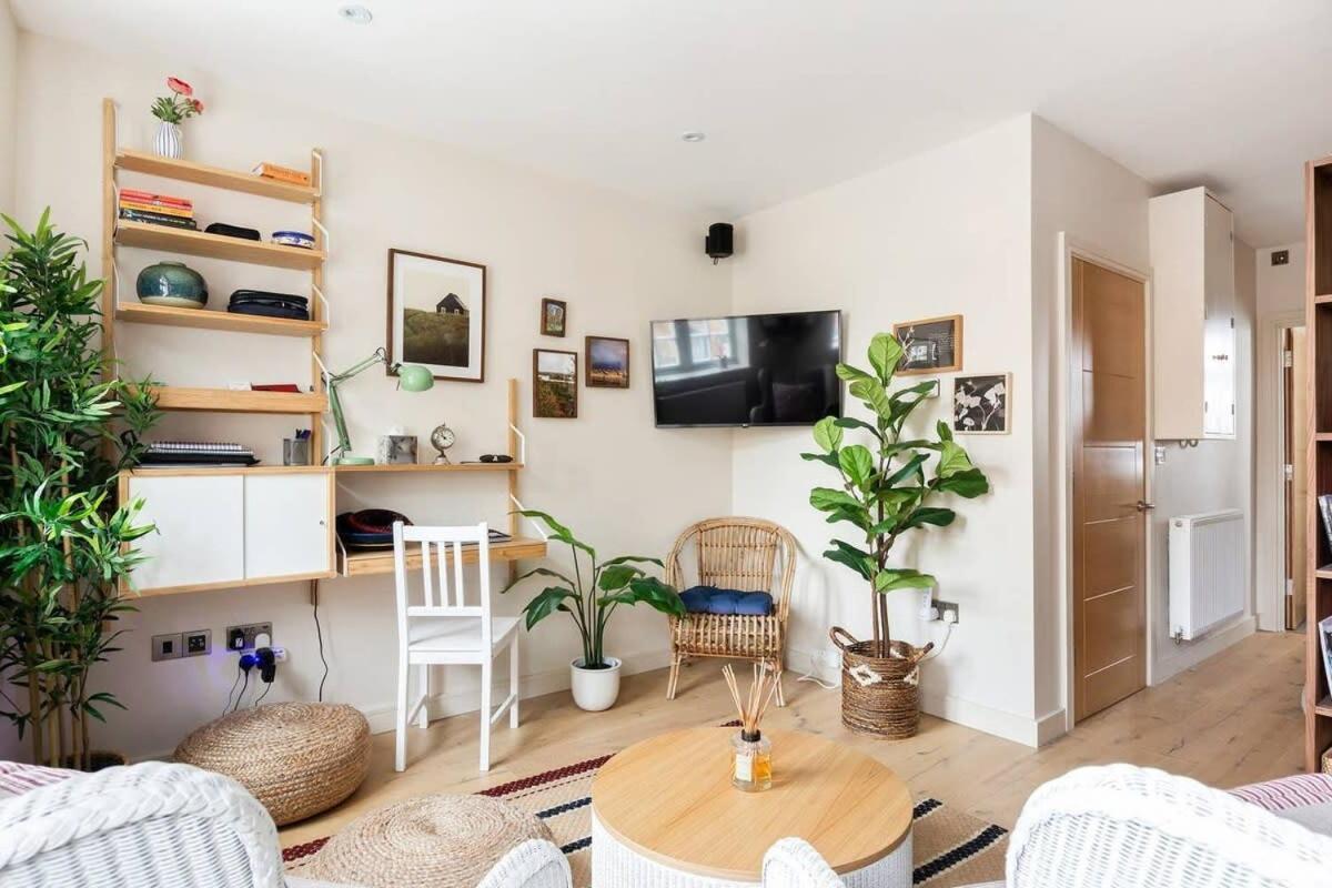 Large Luxury Studio In Heart Of Richmond Richmond  Exterior photo